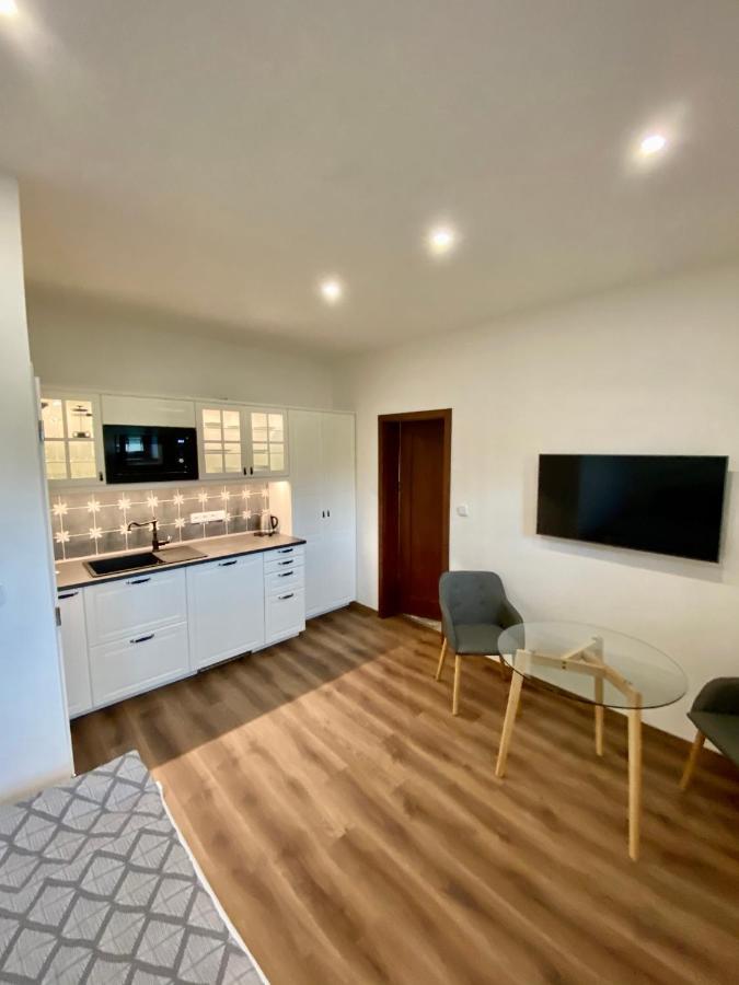 Apartmany V Ulicce Frymburk Buitenkant foto