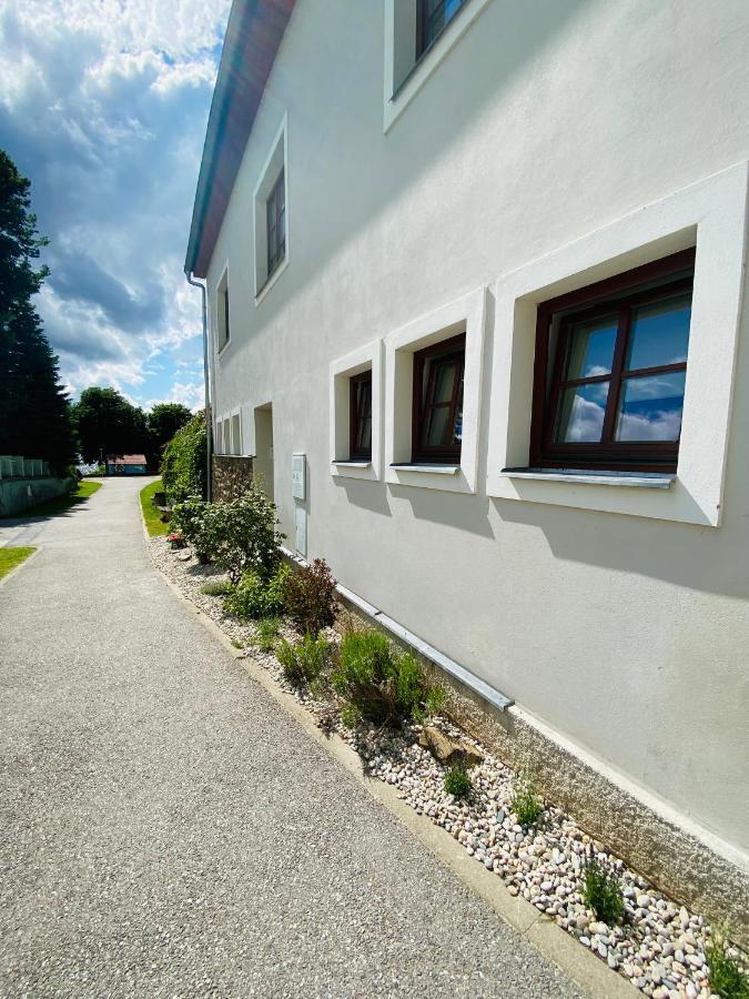 Apartmany V Ulicce Frymburk Buitenkant foto