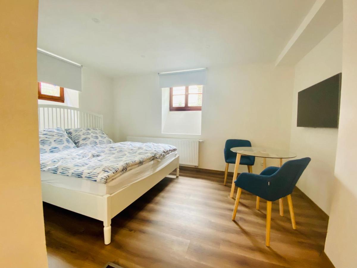 Apartmany V Ulicce Frymburk Buitenkant foto