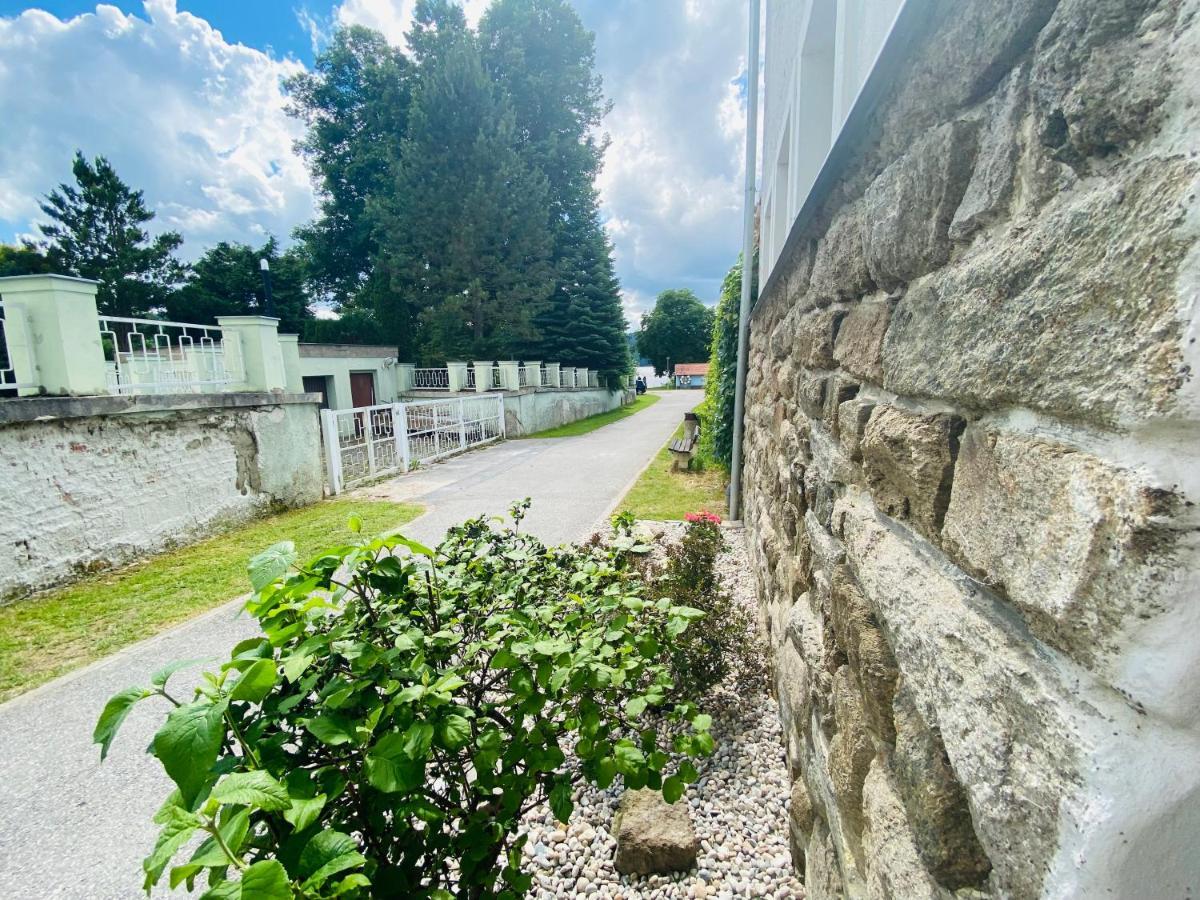 Apartmany V Ulicce Frymburk Buitenkant foto